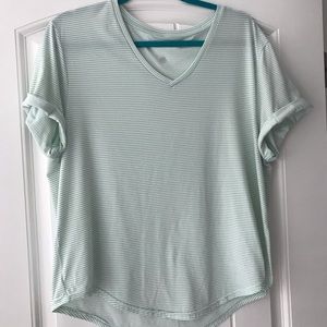 Light mint Lululemon top